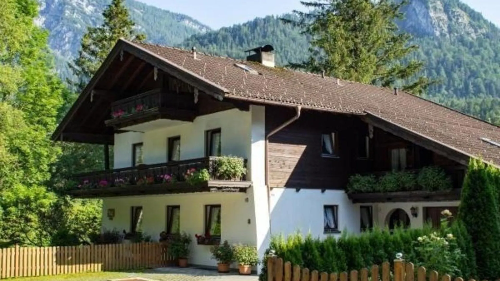 Ferienwohnung In Weissbach A D Alpenstrasse Schneizlreuth 0*,  Germany
