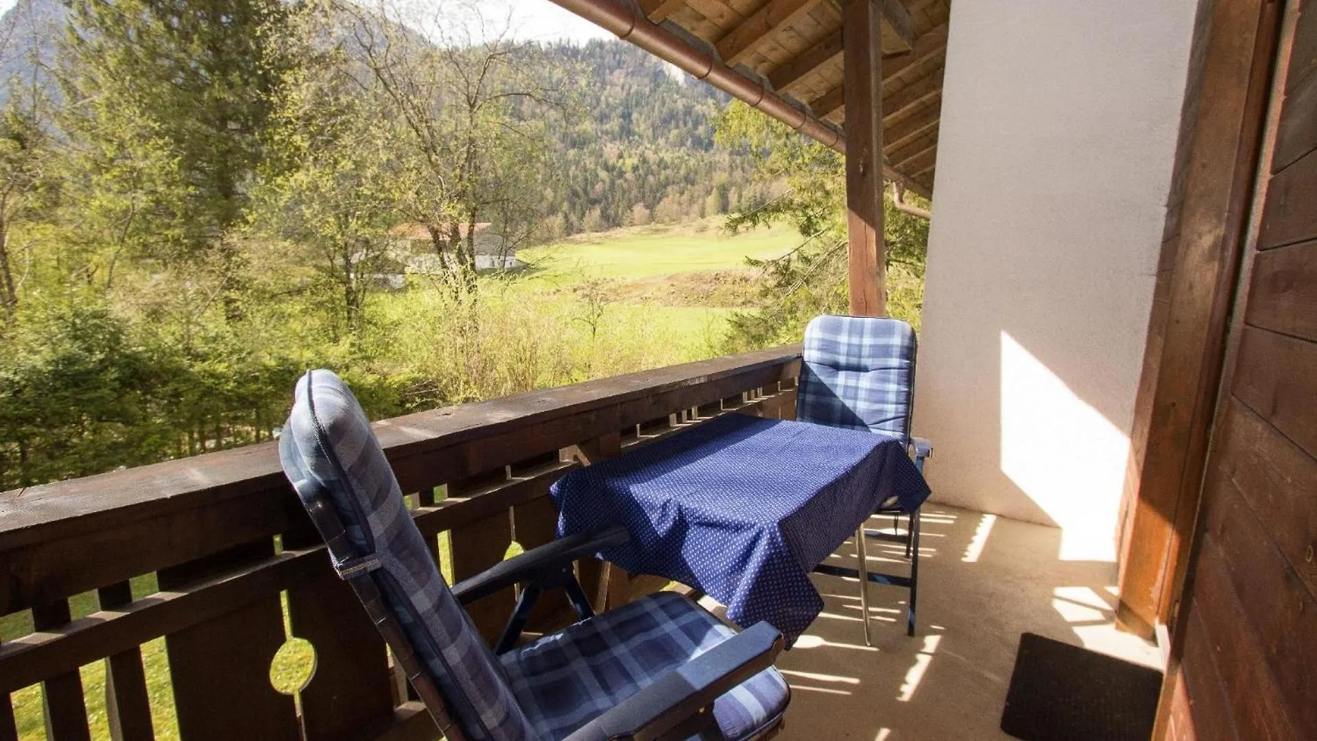 Ferienwohnung In Weissbach A D Alpenstrasse Schneizlreuth